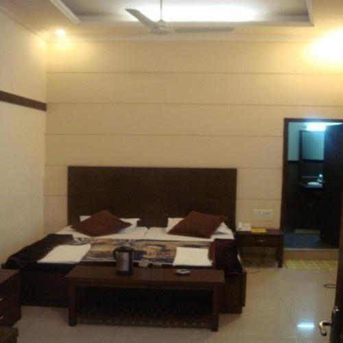 Vivek Hotel 뉴델리 객실 사진